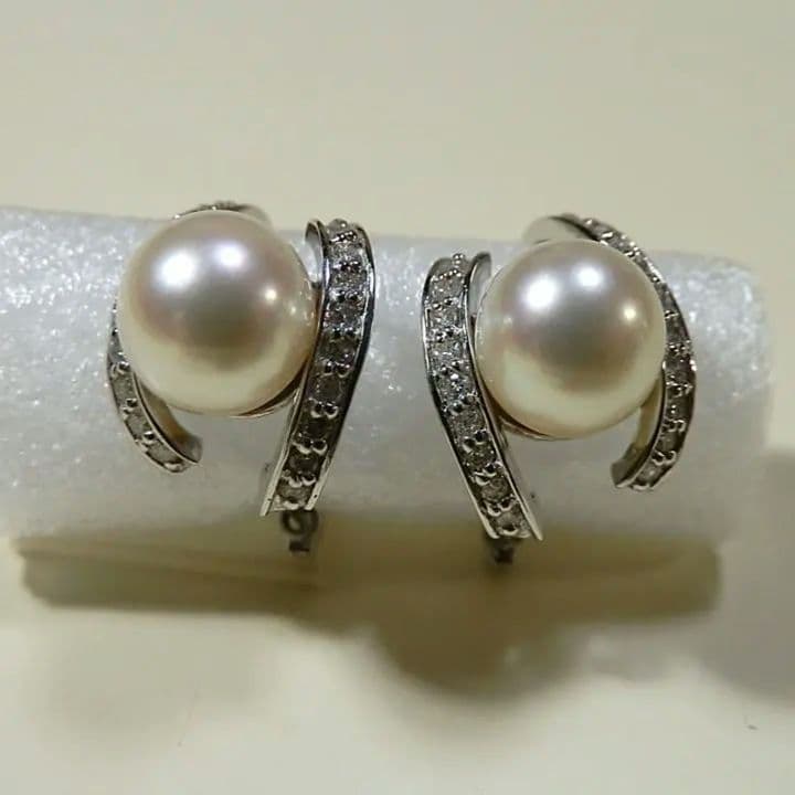 K18WG あこや8.5mm ダイヤ0.40ct 上質パールピアス 5.5g