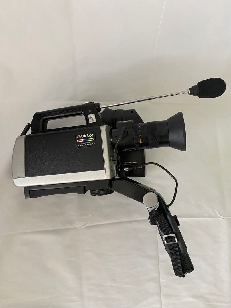 ビクターカラービデオカメラ CV-G80 - メルカリ