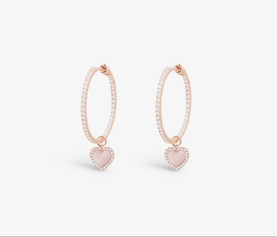 apm Monaco ハート型チャーム フープピアス