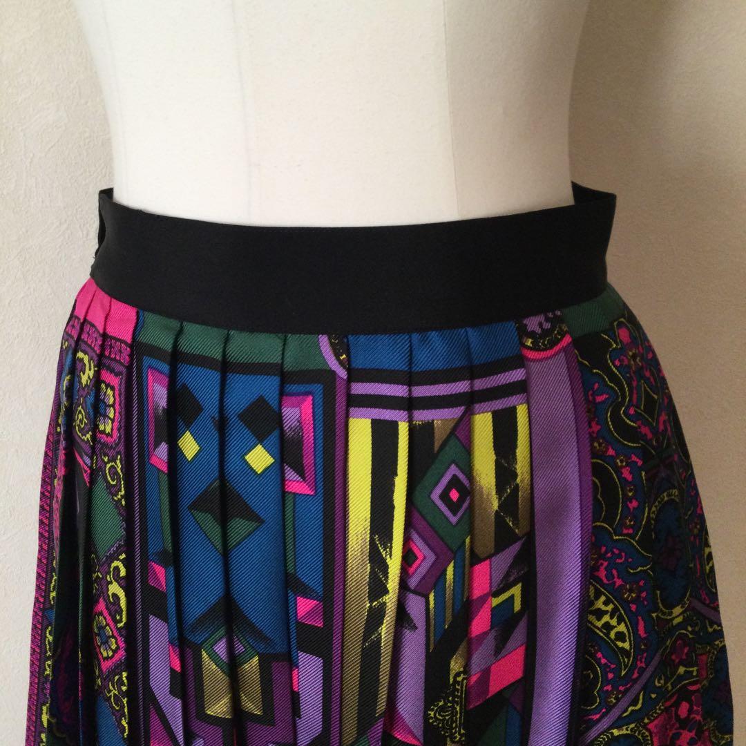 ヴィンテージ】Versace ジャンニヴェルサーチスカートシルク
