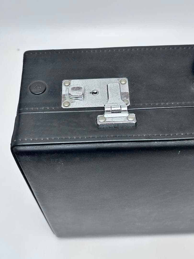 は*ん様 クラウンRX-9800 レトロラジカセ アタッシュケース型 ジャンク