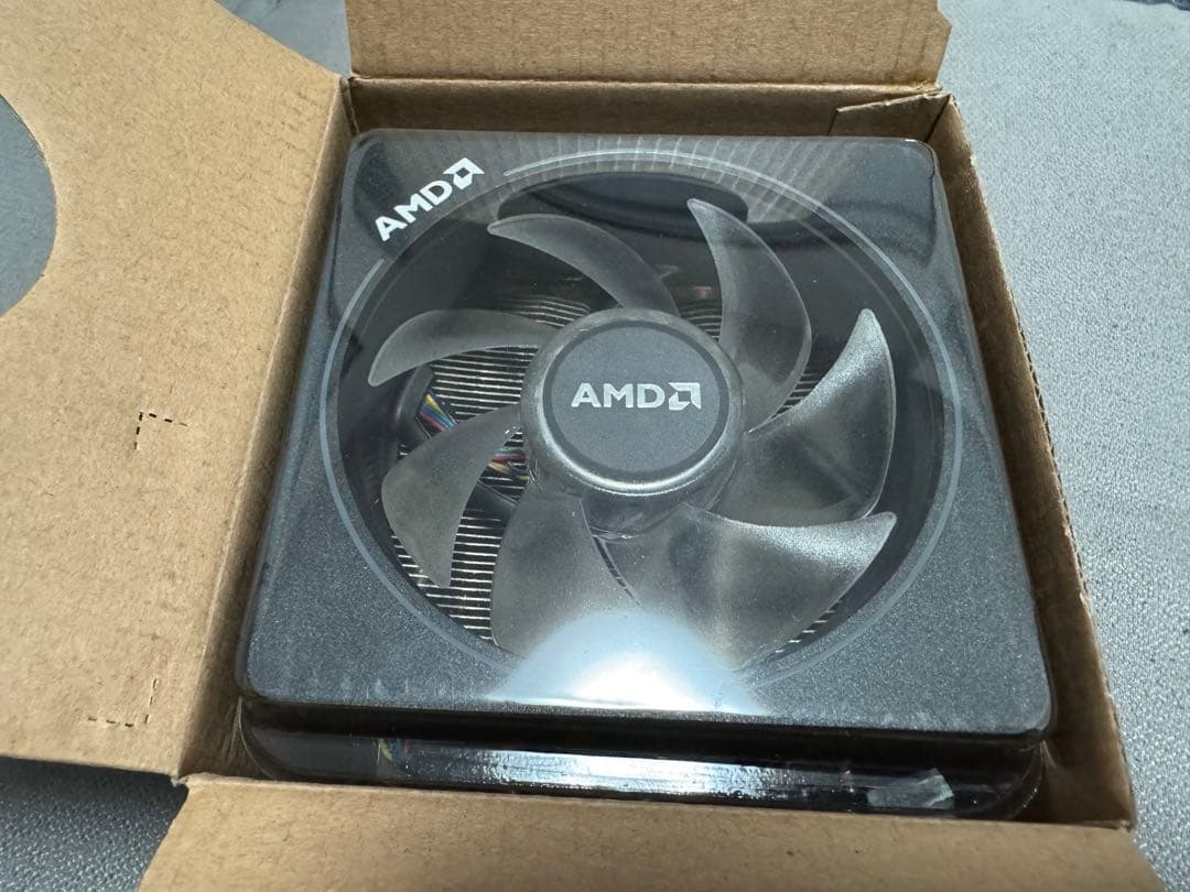 AMD RYZEN 9 3900X CPU PRISMクーラー付き