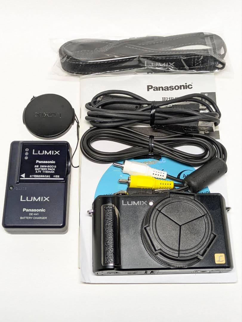 【美品】Panasonic　デジタルカメラ LUMIX DMC-LX3