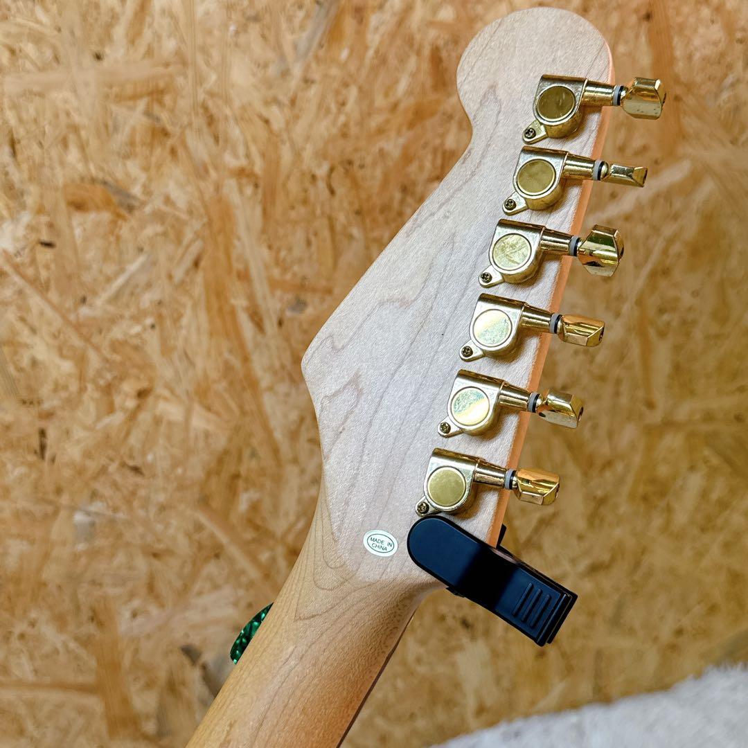 Selder ストラトタイプ ブラック/ゴールドパーツ 初心者向け オマケ