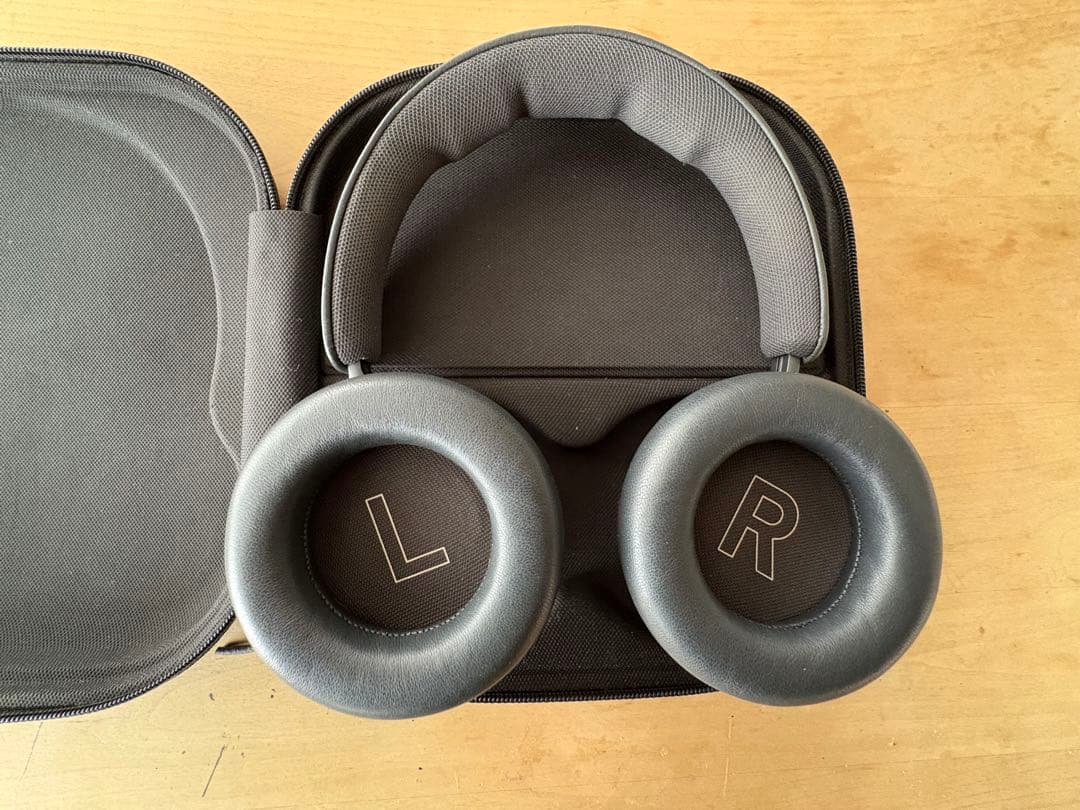 【不自由の女神】 Bang&Olufsenバング&オルフセン