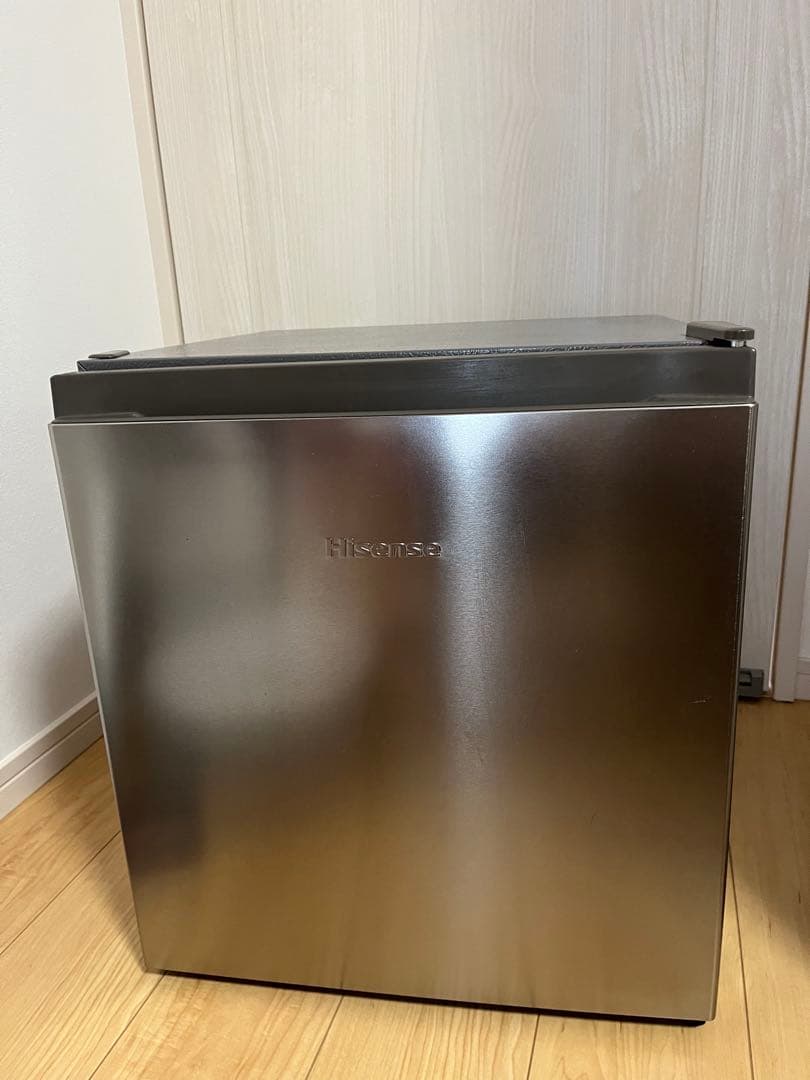 Hisense 小型 冷蔵庫 幅44.5cm 45L シルバー HR-A45S