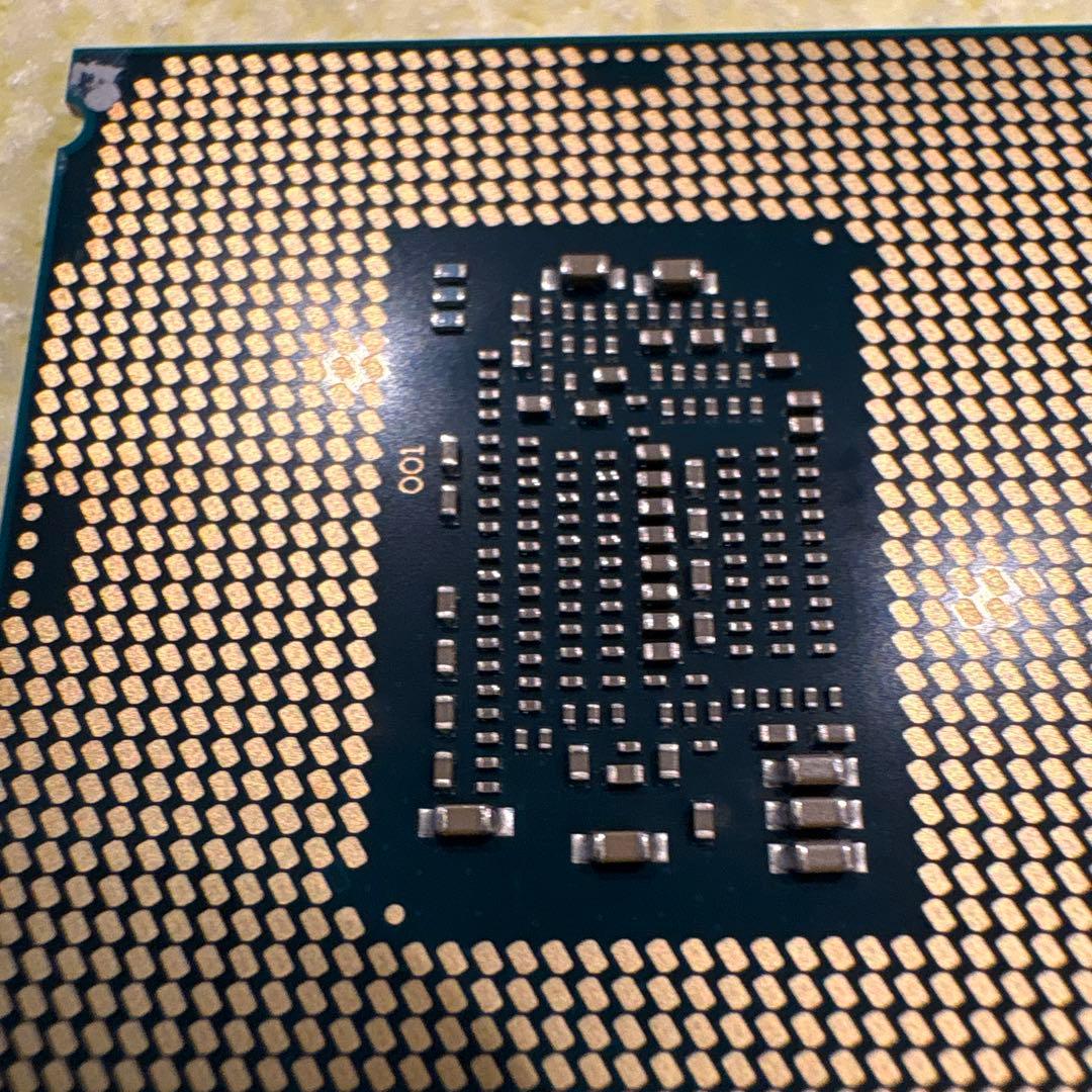 櫻山とん吉。Intel CPU まとめ売り i7 9700T他(中古品)