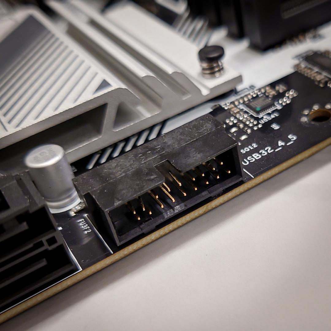 【スピード発送・訳あり】ASRock Z790 Pro RS/D4 WiFi付