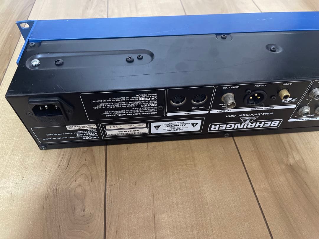 動作確認済 BEHRINGER V-AMP PRO 電源ケーブル付属