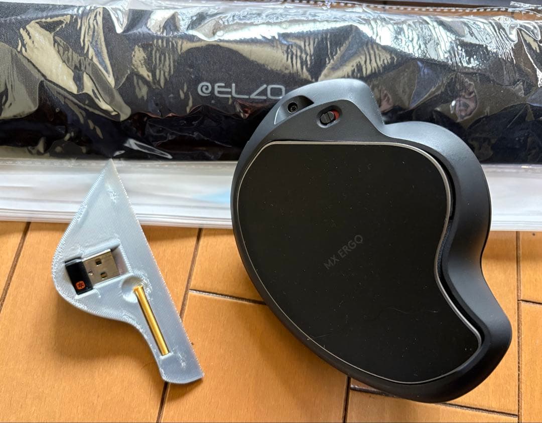 ロジクール キーボード logicool MXergo&MX KEYS腕レスト付