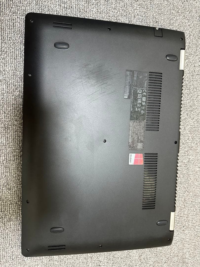 Lenovoブラック yoga 500 core i5, 4gb Ram