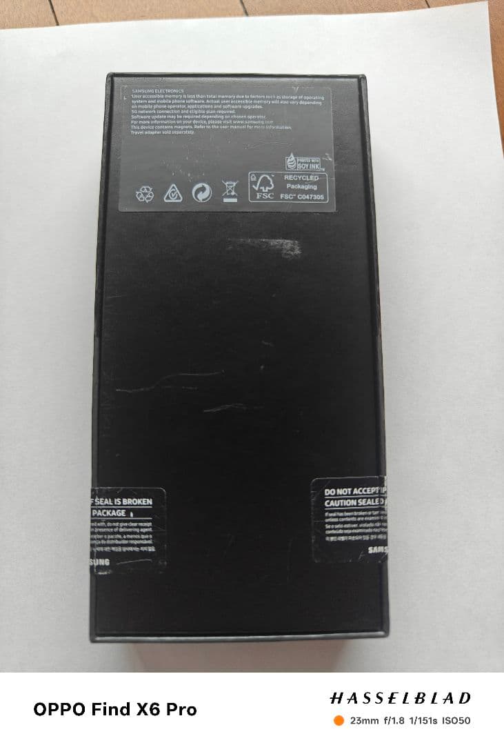 [3匹のこぶた]galaxy Z flip 4 512GB SIM 海外版