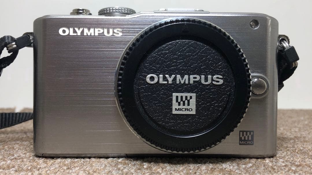 カメラ OLYMPUS PEN Lite E-PL3 レンズ付 フラッシュ付属