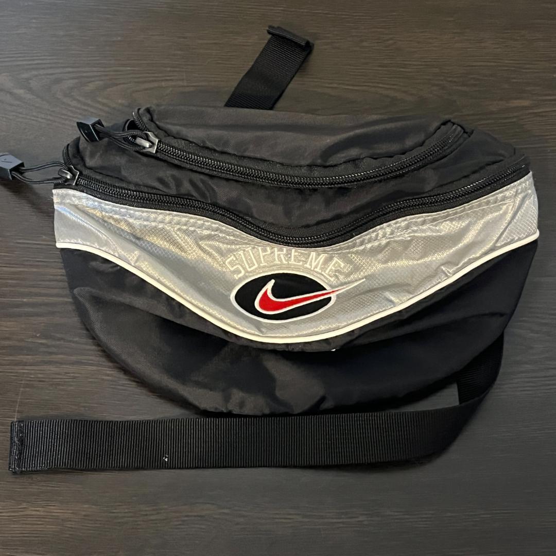 シュプリーム×ナイキ ウェストバッグ ショルダーバッグ ブラック シルバー Supreme シュプリーム 19SS Nike Shoulder Bag ナイキショルダーバッグ