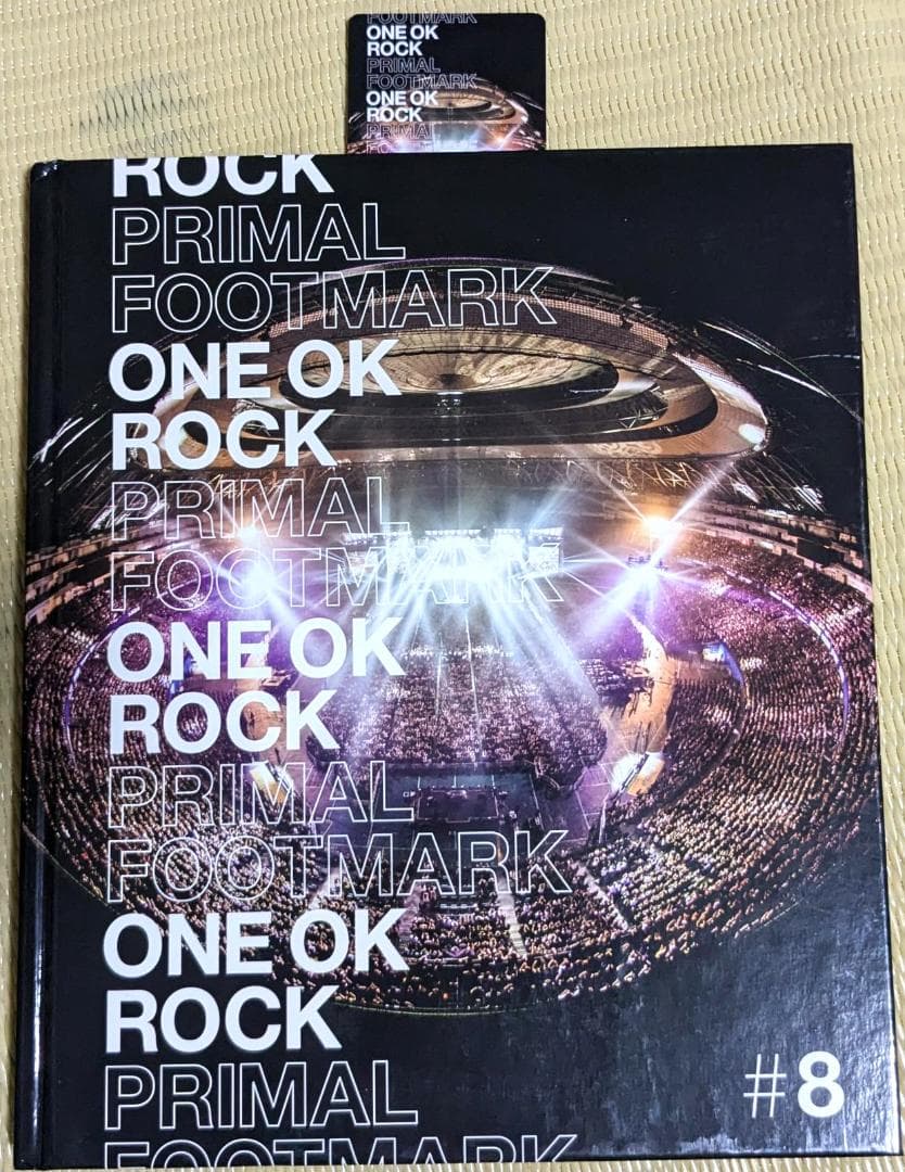 ONE OK ROCK】プライマルフットマーク ＃8と＃13 の2冊 ワンオク