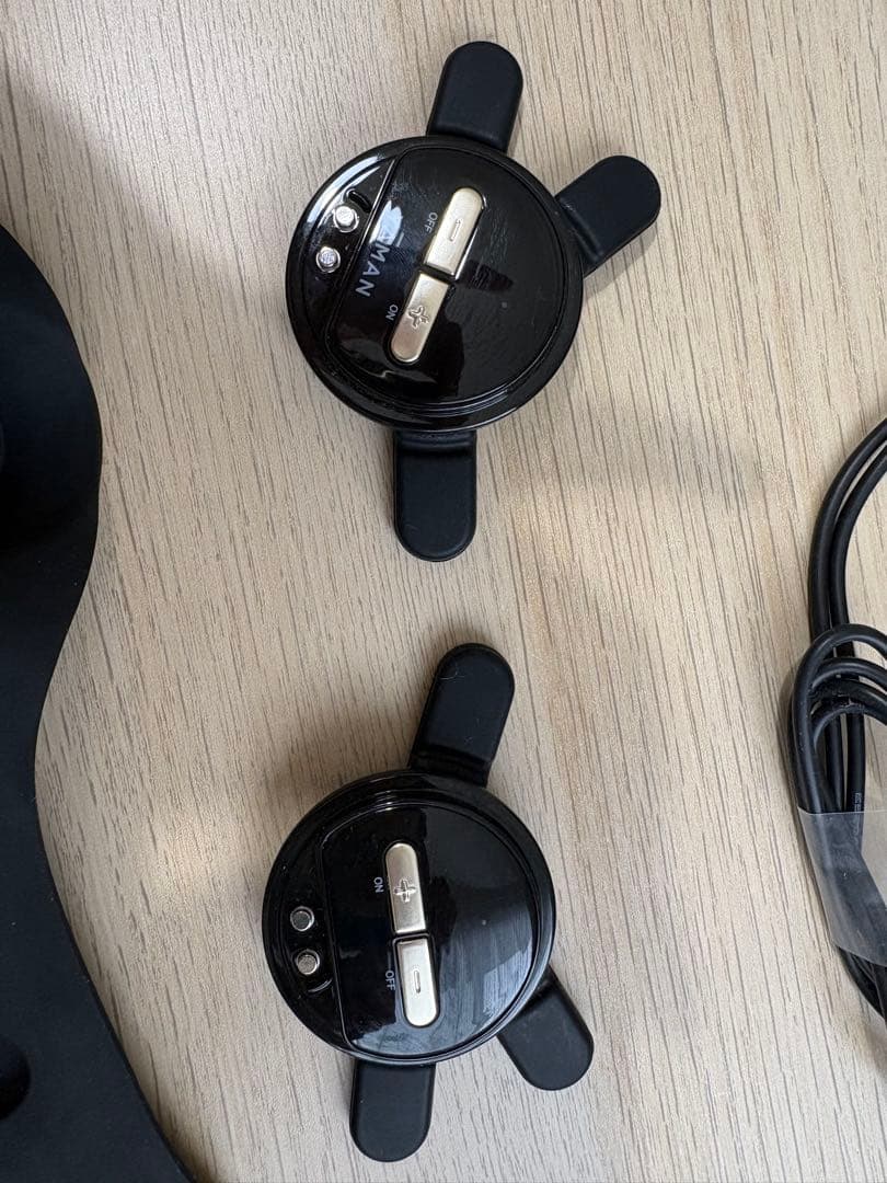 YA-MAN ウェアラブルEMS美顔器 メディリフトプラス