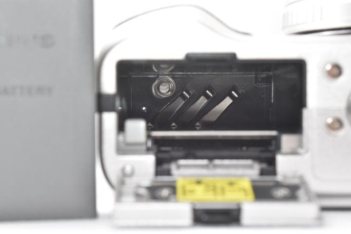 OLYMPUS PEN E-PL2 ゴールド レンズキット