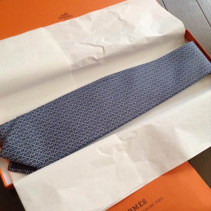 エルメス ブルー系ネクタイ 専用箱&袋付きの通販はau PAY マーケット