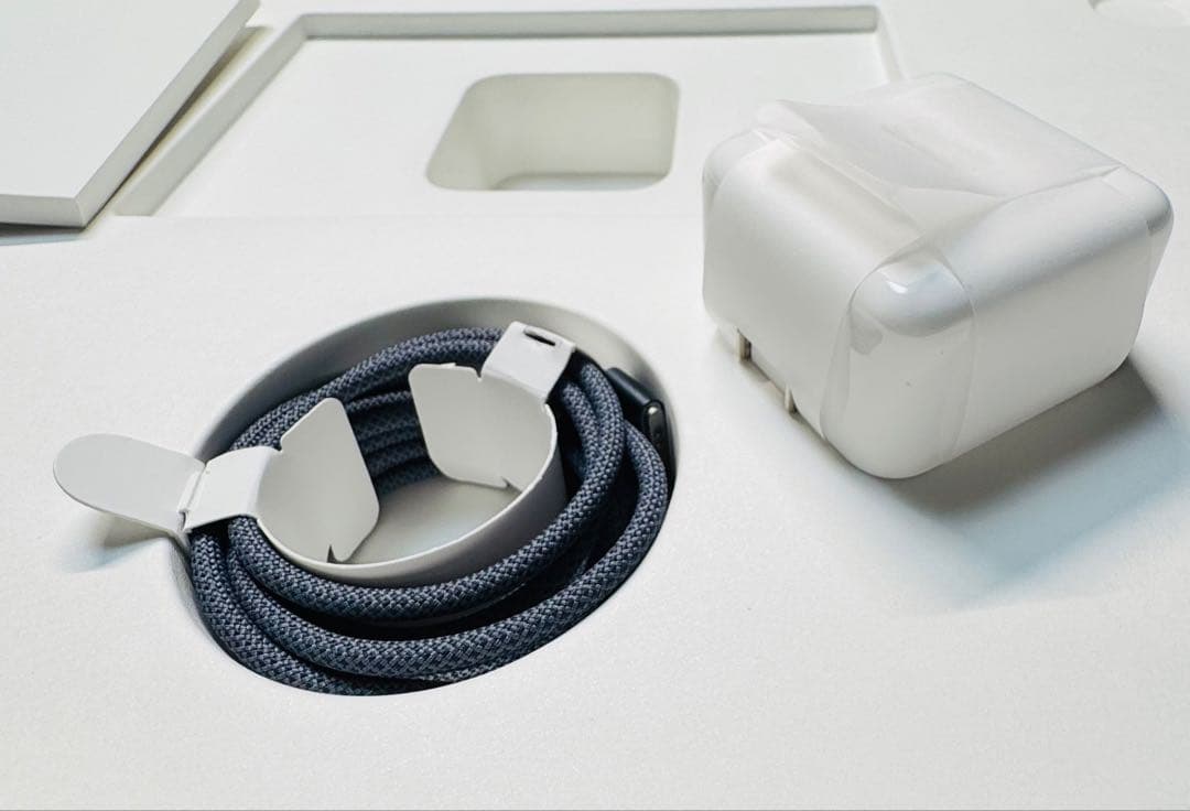 BTO最上位 M3 MacBook Air 15 24GB 2TB ミッドナイト