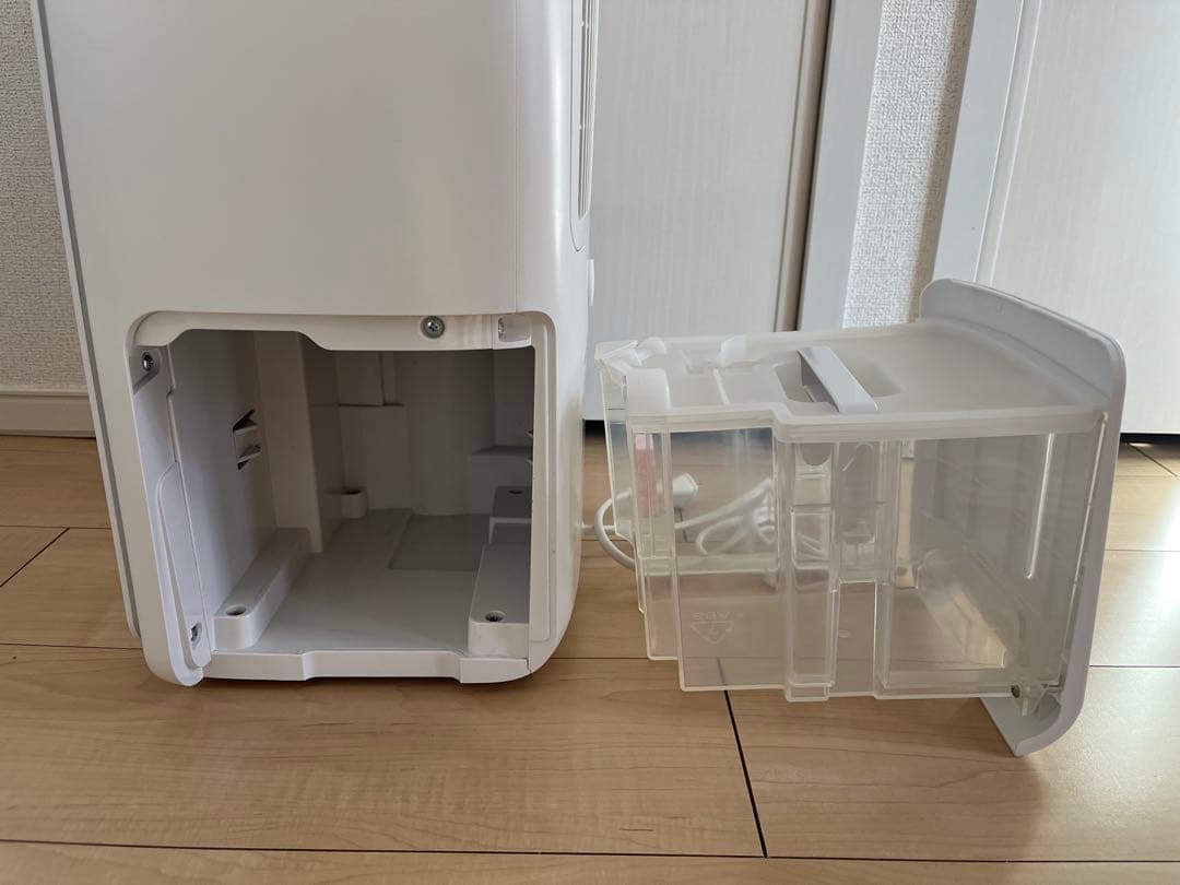 【専用】美品★ SHARP 衣類乾燥除湿機 CV-RH140-W 2024年製