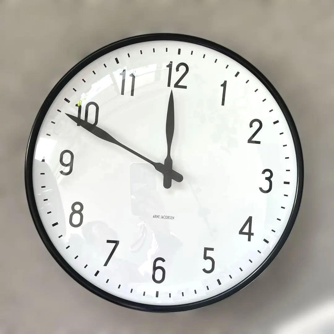 ARNE JACOBSEN 掛時計 ステーション　29 STATION 29 CM Wall Clocks - Arne Jacobsen Watches