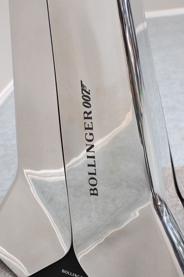 ボランシェ 007 限定デザインボトル 箱 - メルカリ