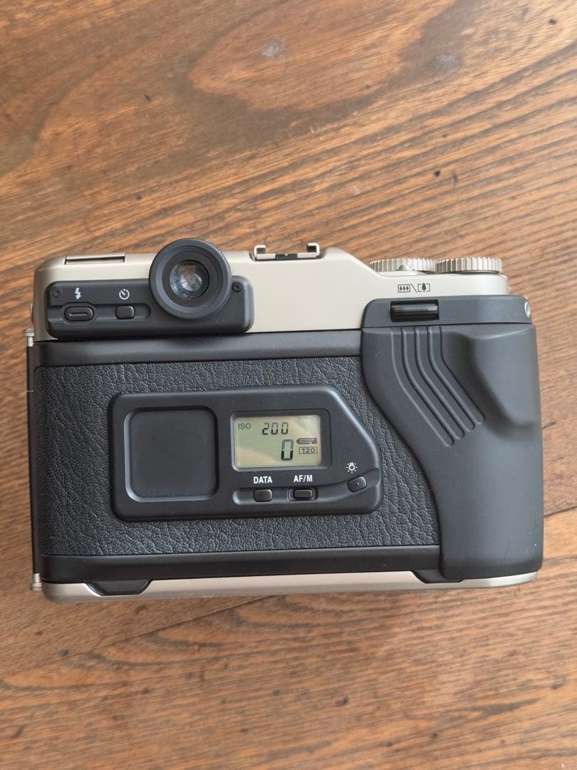 ジャンクFUJIFILM GA645Zi