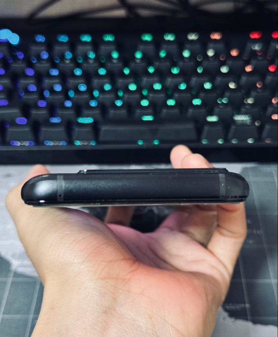 【実品】ASUS ROG Phone 6 メモリ16GB 512GB