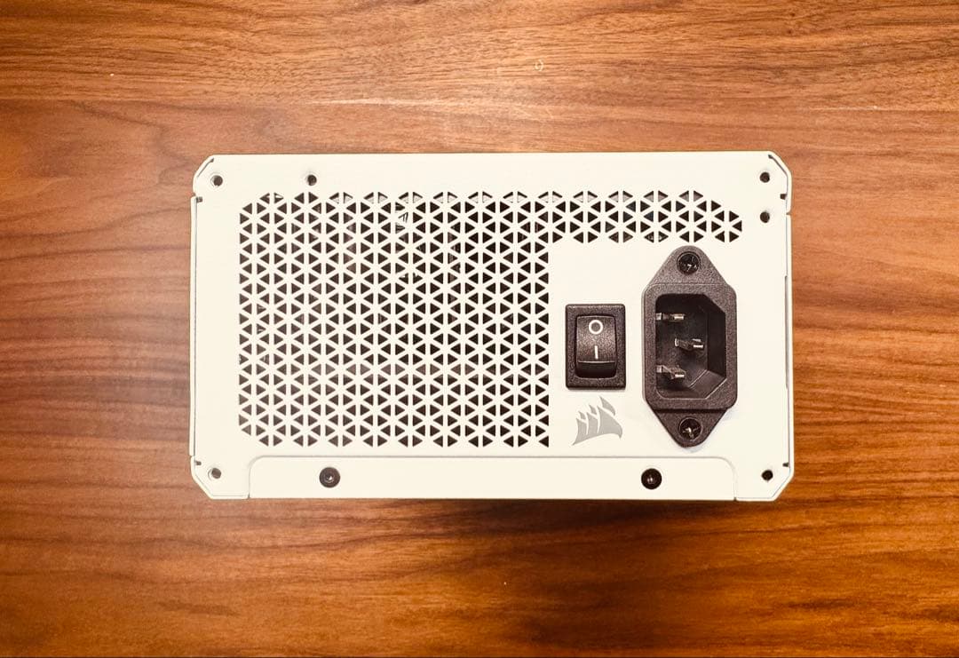 CORSAIR RM1200x SHIFT White 1200W 電源