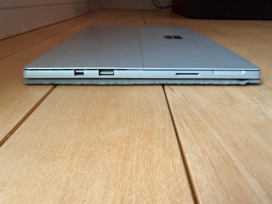 Surface Pro Model 1796 i5-8250U キーボード