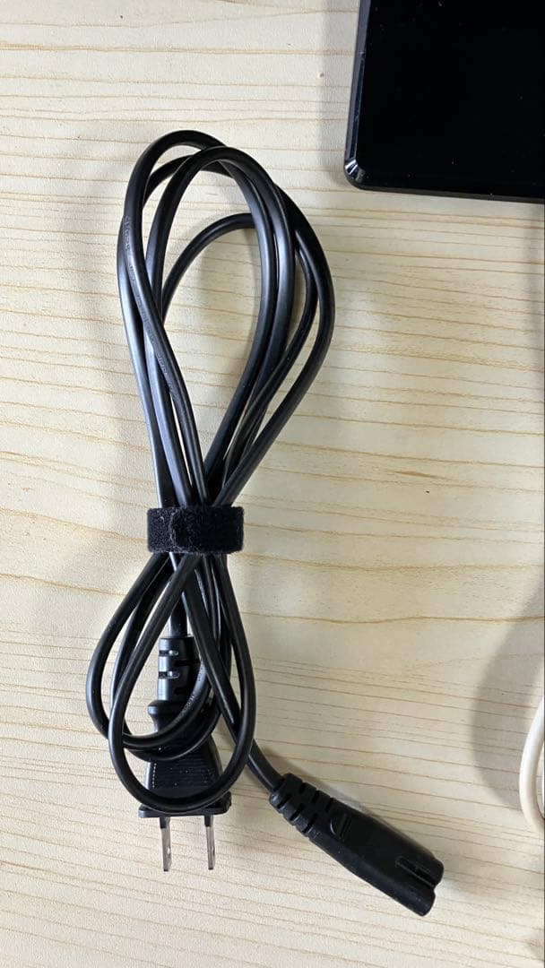 Panasonic 32型　液晶テレビ　TH-32C300 2015年製