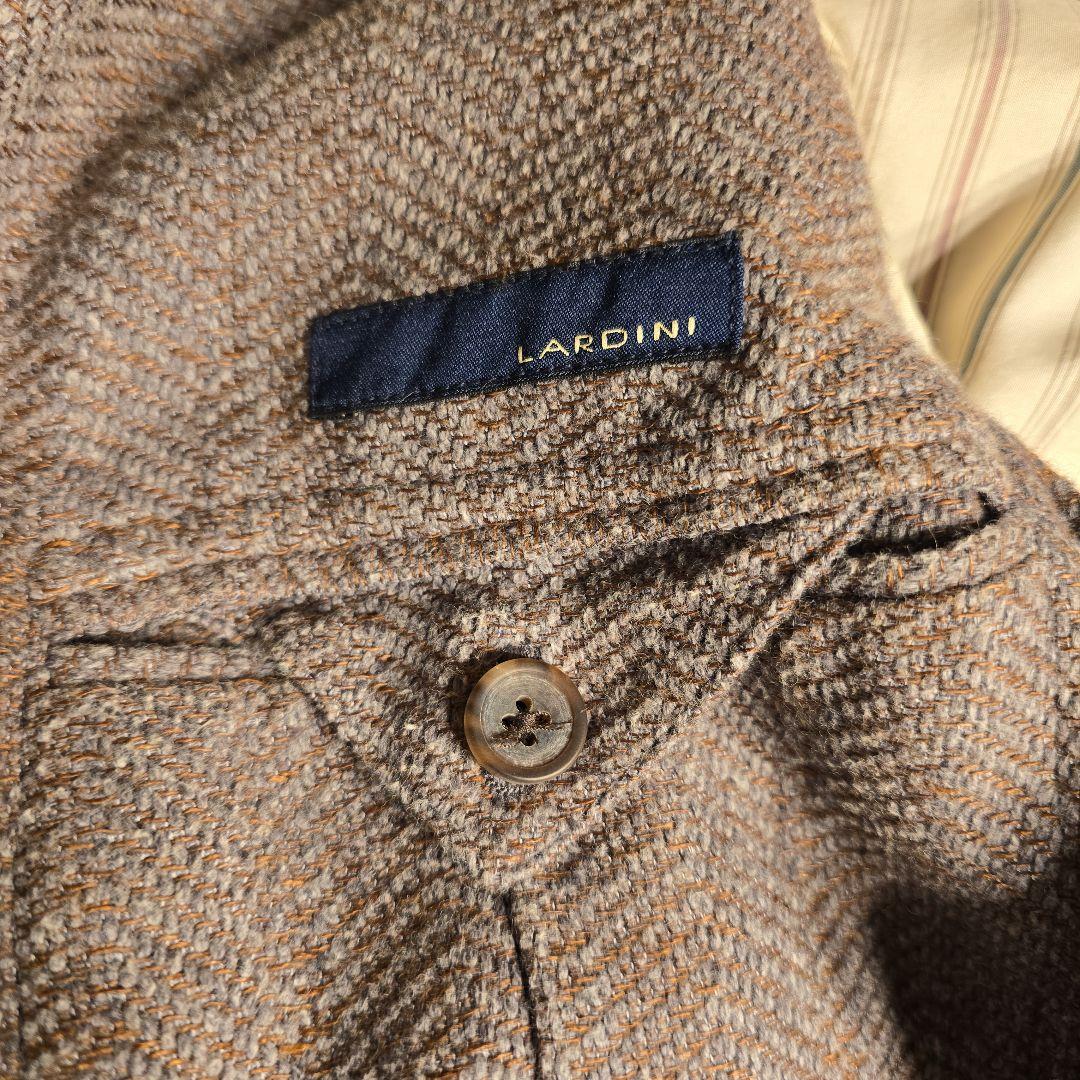 LARDINI ラルディーニ サイズ46 茶色とグレー ジャケット フラワーピン