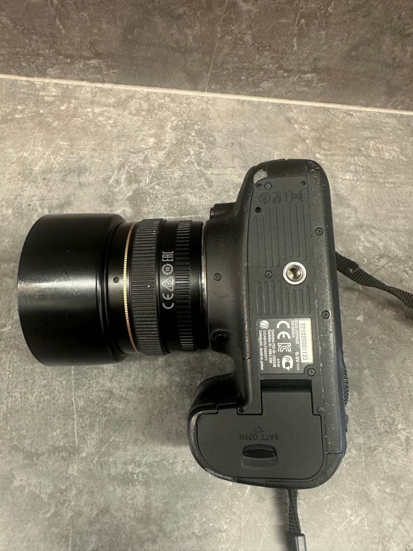 Canon EOS 6D + EF 50mm レンズ F1.4