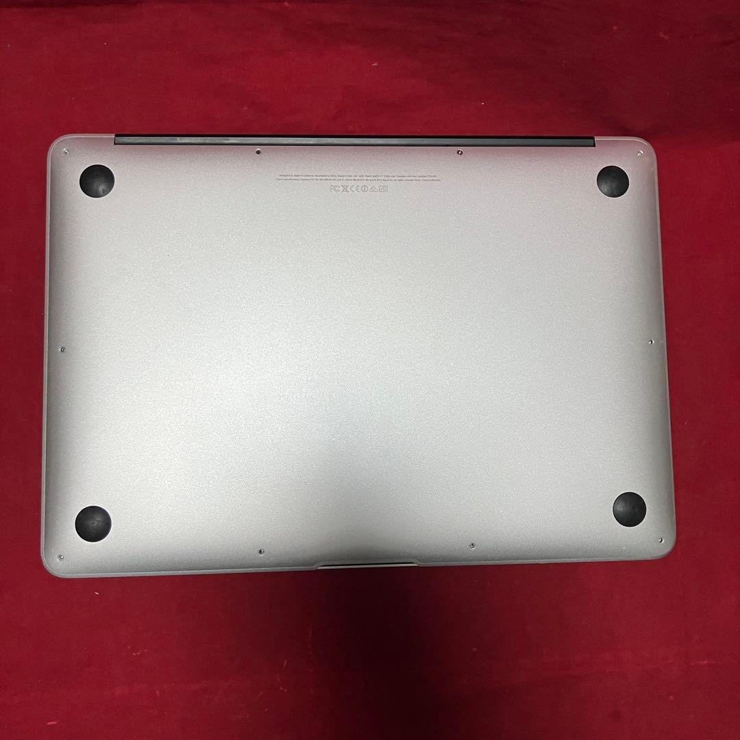 、2014MacBook Air 13inch i5 4GB 121GB