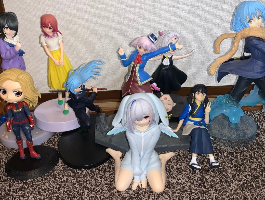 アニメキャラクター フィギュアセット - メルカリ