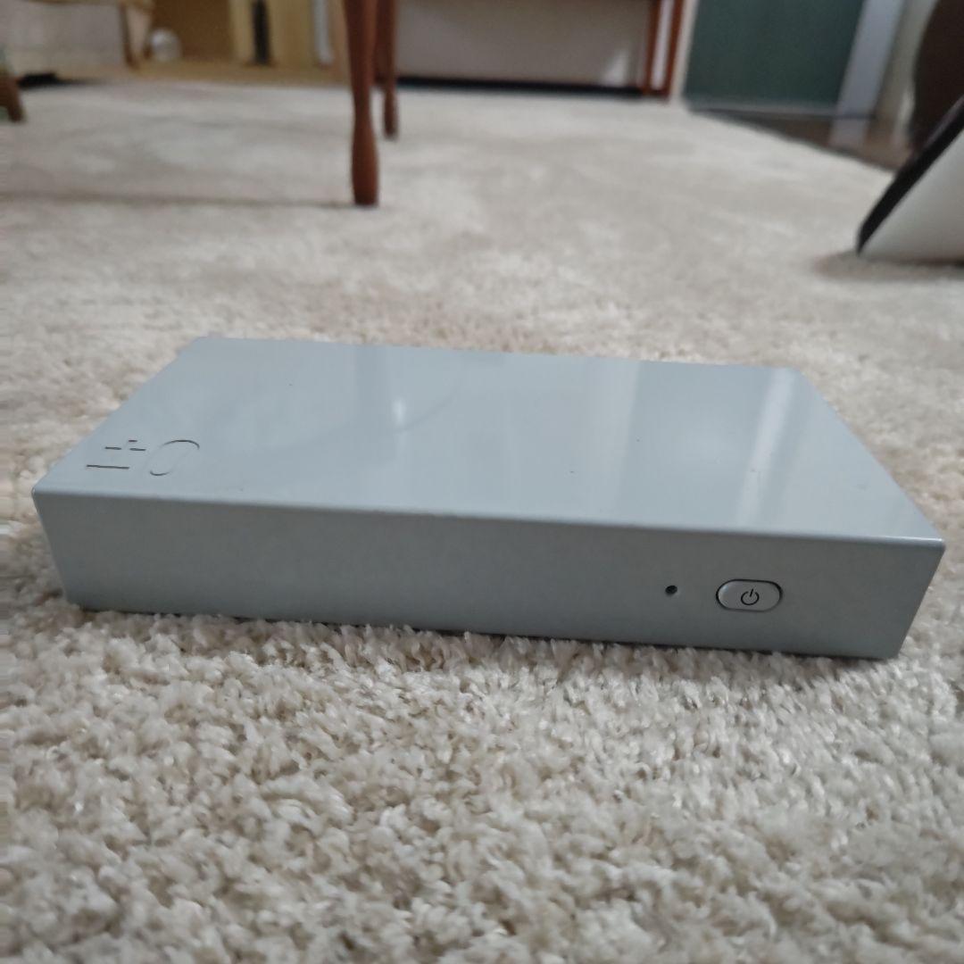 プラスマイナスゼロ　８インチ液晶テレビ