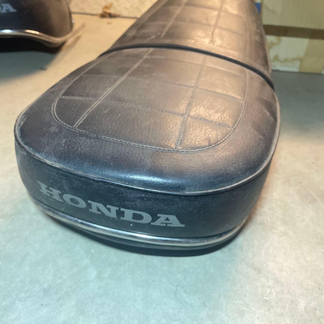 DAX70 ホンダ バイクシート 黒 格子状