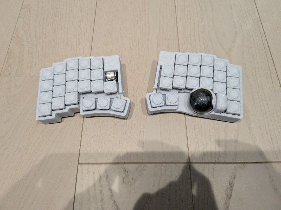 roBa 大理石調 組立済 僕の自作キーボードroBaの運用を語ってみる - もつの雑記帳-日常