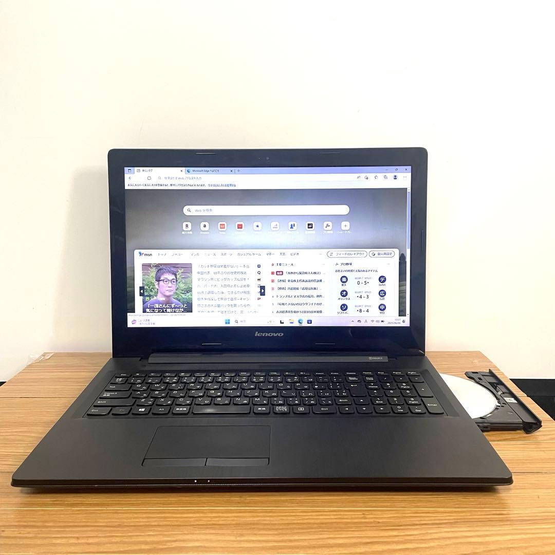 レノボ　ブラックノートパソコンWindows11 SSD オフィスDVDカメラ