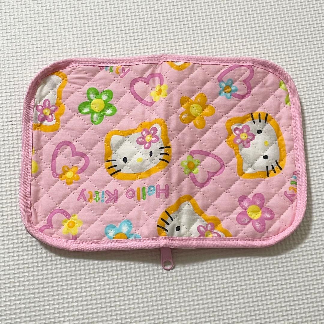 新品 ハローキティ ジッパーポーチ ピンク カードケース 母子手帳