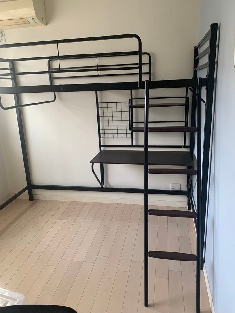 ロフトベッド ニトリ BKデスク付 引取り限定 滋賀県南部 - メルカリ