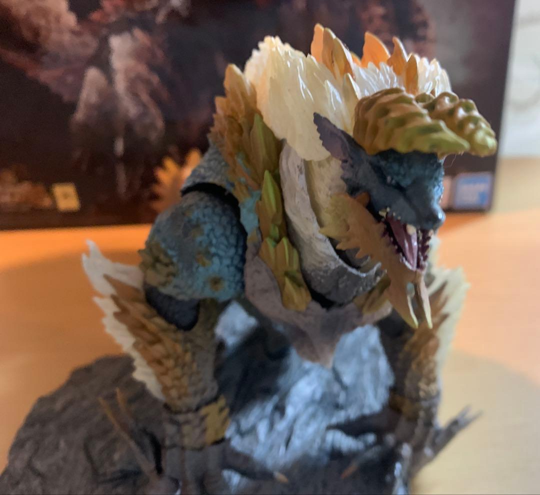 ジンオウガ フィギュア S.H.MonsterArts Zinogre