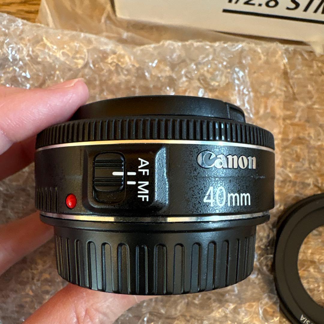 Canon EF40mm f/2.8 STM レンズ