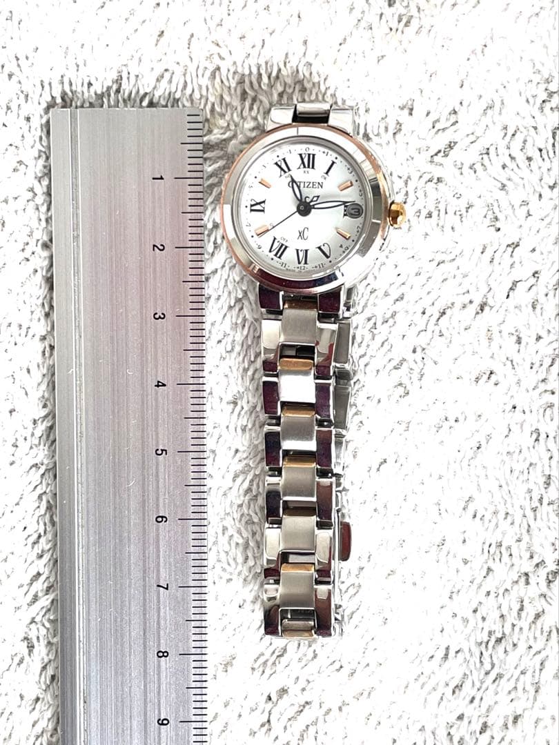 美品❣クロスシー xC 電波ソーラー H060 ハッピーフライト 白文字盤 稼働