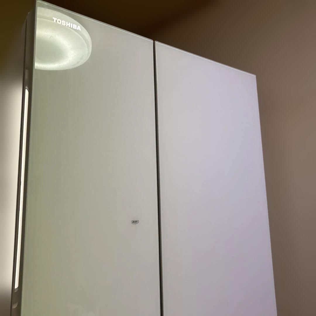 Toshiba ホワイト 6ドア冷蔵庫 8月中旬まで出品