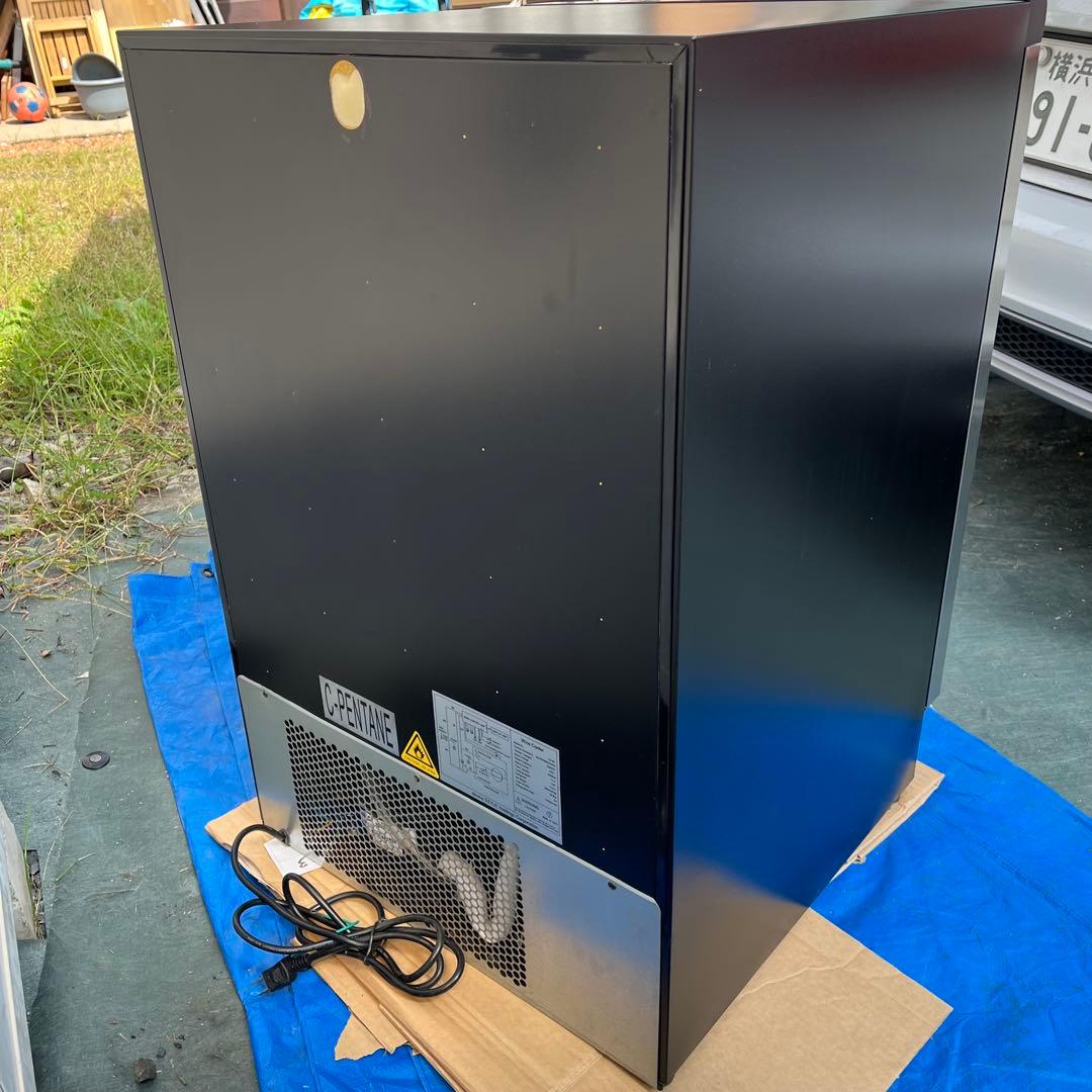 デバイスタイル 左右独立温度管理ツインルーム本格ワインセラー CD-40