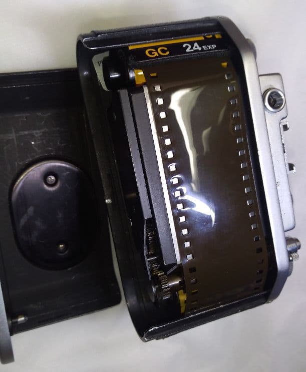 Mometta Ⅱ  モメッタ Ⅱ フィルムカメラ