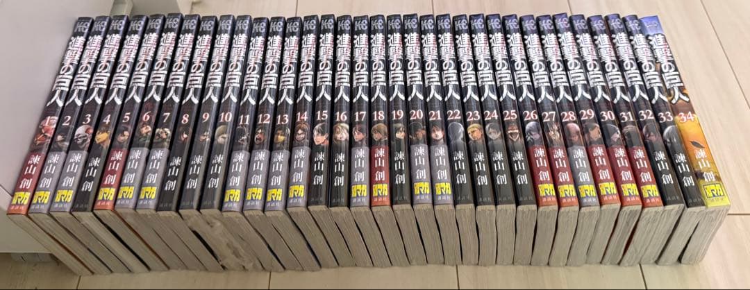 進撃の巨人 全巻セット　1〜34巻 進撃の巨人 コミック 1-34巻セット |本 | 通販 | Amazon