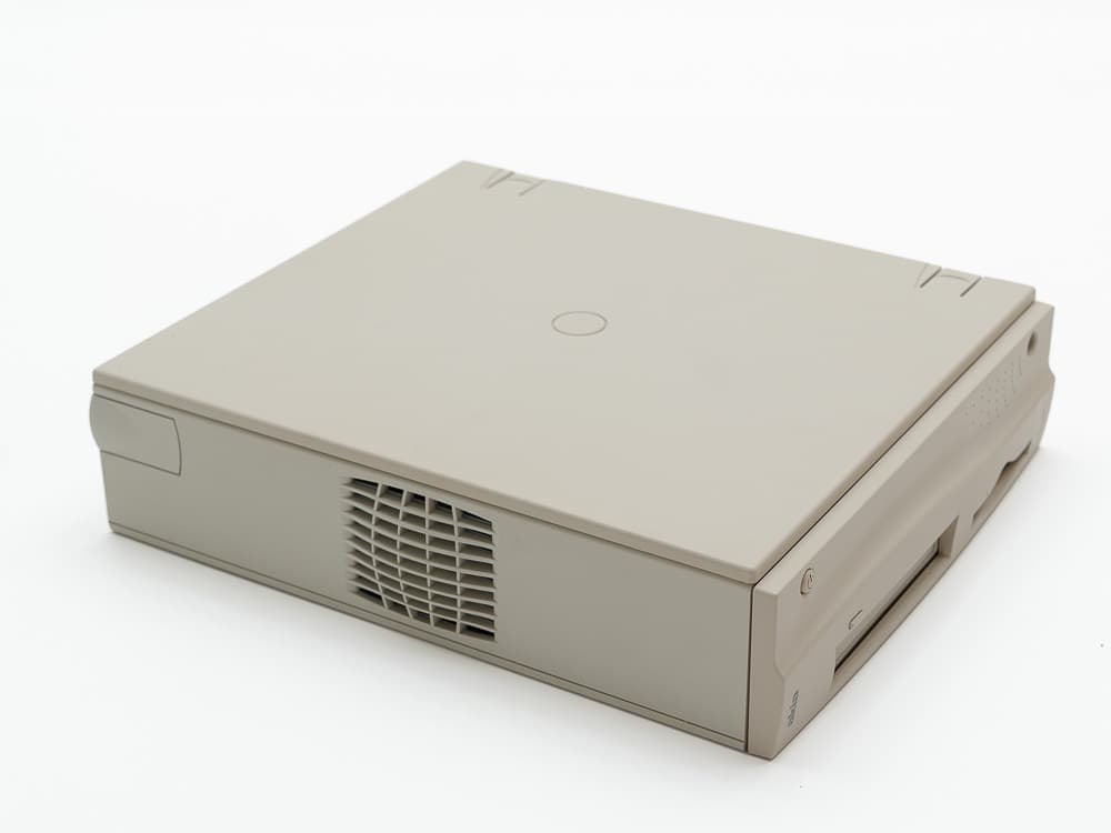 akia MicroBook Power 603e/240 MacOS互換機