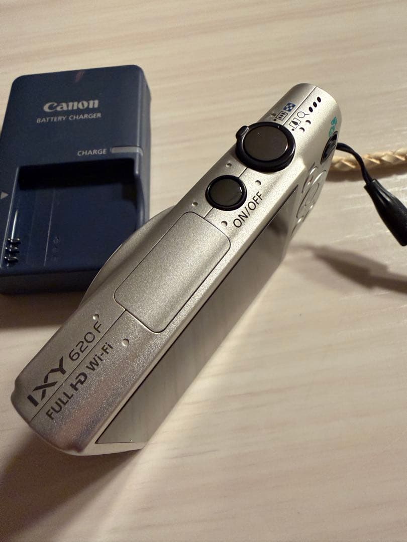 【美品/作動品】Canon IXY 620F シルバー★エモい写真！Wi-Fi